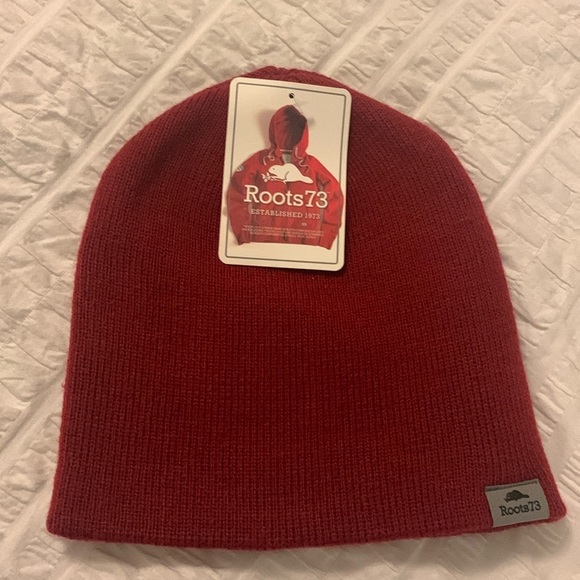 Roots Knit Beanie - Dark Red - Picture 1 of 3